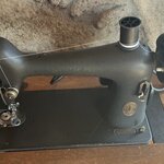 Olde Tyme Singer sewing machine
